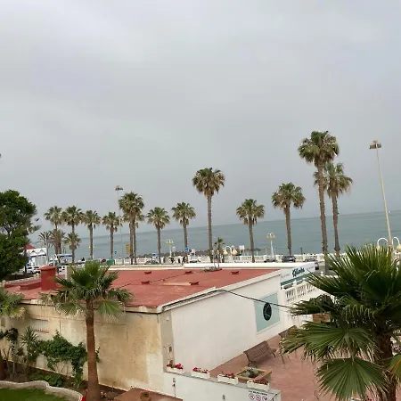 Acogedor Apartamento Con Piscina Y Vistas Al Mar شقة